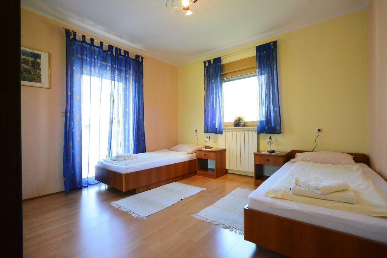 Appartement Ferienhaus Tomic à Nedeščina Extérieur photo