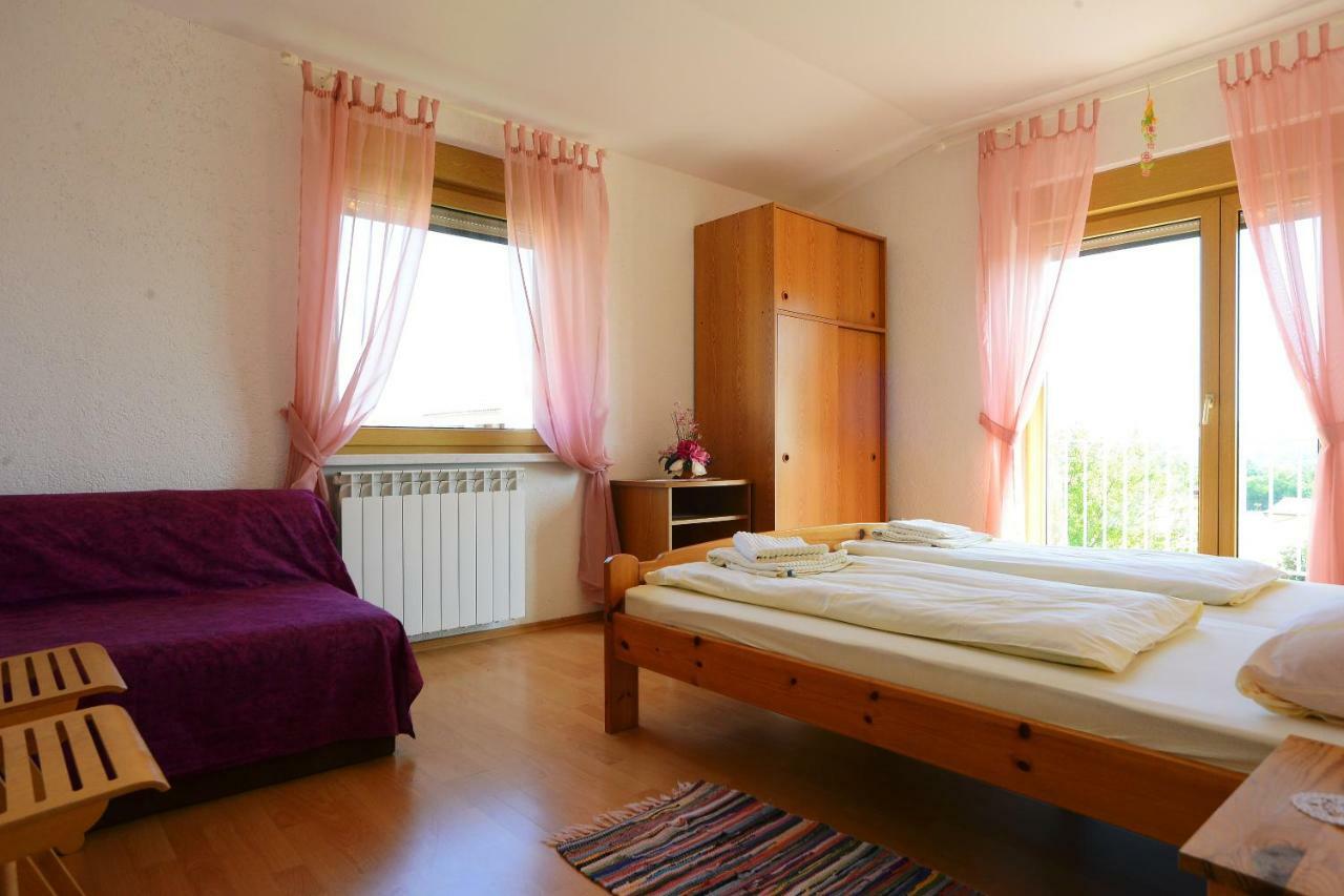 Appartement Ferienhaus Tomic à Nedeščina Extérieur photo