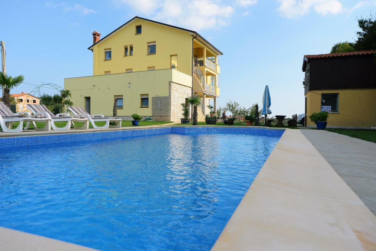 Appartement Ferienhaus Tomic à Nedeščina Extérieur photo