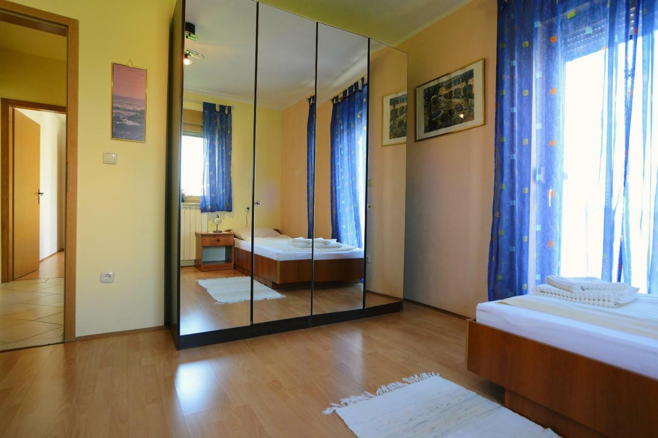 Appartement Ferienhaus Tomic à Nedeščina Extérieur photo